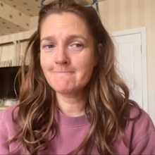 Drew Barrymore apologises breaching wga strike rules