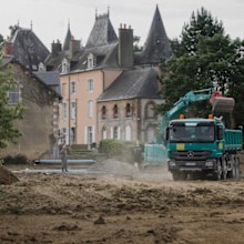 Suzie Jackson from Melbourne bought a chateau in France and renovated the lavish old home.