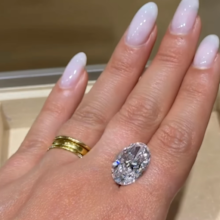 Close up look of diamond used in Aryna Sabalenka's ring 
