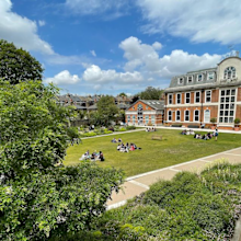 St Paul's Girls' school