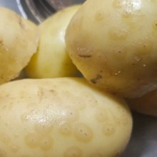 potatoes with spots