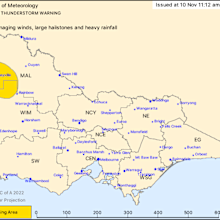 A severe storm warning is current along the Victoria-South Australia border.