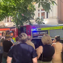 Fire alarm interrupts Lily Allen performance in London
