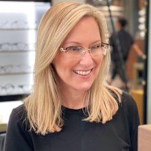 Melissa Doyle glasses