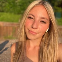 Jessica Poole, 18, was pregnant when she was killed in the accident.