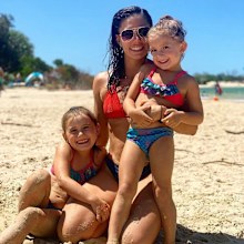 Hannah Clarke and her children