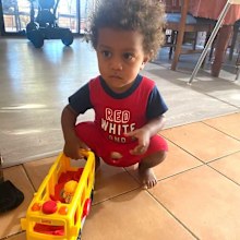 ZaZa's father Brian Bwoga is calling for grape packaging to be labelled with a warning.