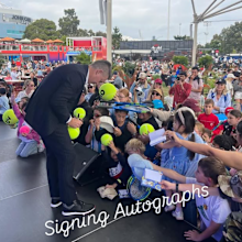 Todd Woodbridge signs autographs at the 2026 Australia Open Tipping Point Australia host 