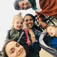 Hollie and Andrea Meeting Andreas family in London April 2022
