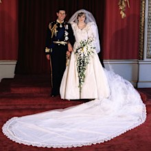 Charles and Diana pose for the official photograph by Lord Lichfield in Buckingham Palace at their wedding on July 29, 1981.