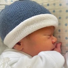 Princess Eugenie has given birth to a boy, she has announced on Instagram.