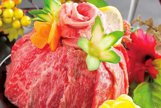 Japanese raw meat cake. Image: INstagram/@nasse_fukuoka
