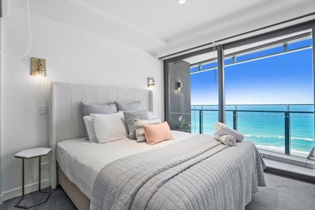 beachfront airbnb unit in surfers paradise