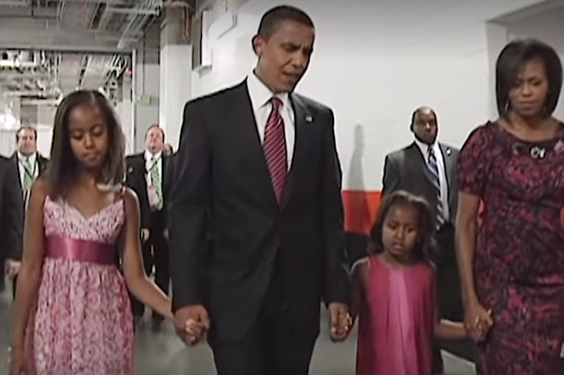Michelle and Barrack Obama with daughters younger