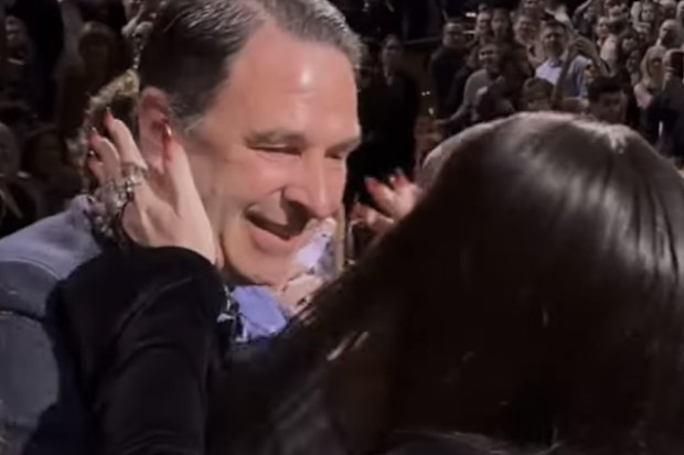 Adele recognises the doctor that delivered her baby in the audience of her Las Vegas residency. 