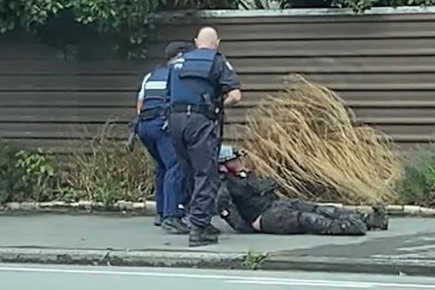 NZ Police arrest the suspect of the Christchurch terror attack. The accused Australian national allegedly killed 51 people.