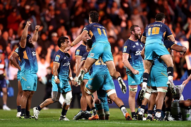 Moana Pasifika celebrate on fulltime.