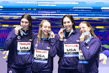 Team USA, 4x200m freestyle relay