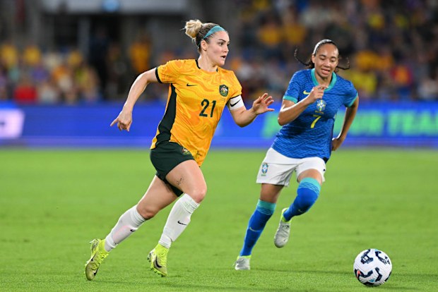 Ellie Carpenter.