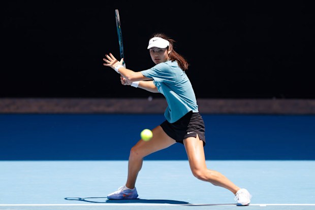 Emma Raducanu, practice session. 2025 Australian Open.