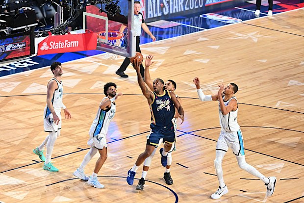 Kawhi Leonard of the USA Stripes Team drives to the basket during the game against World Team during the 75th NBA All-Star Game.