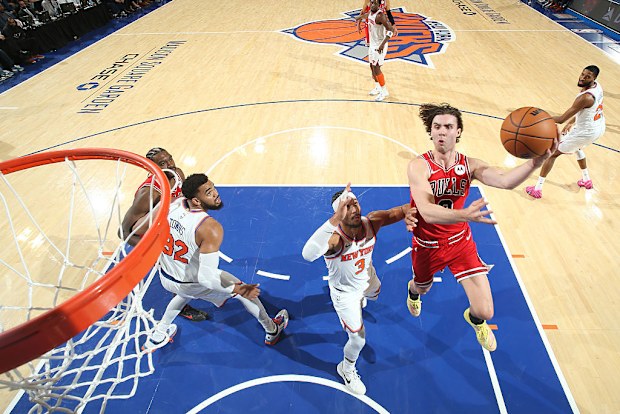 Josh Giddey #3 of the Chicago Bulls goes to the basket.