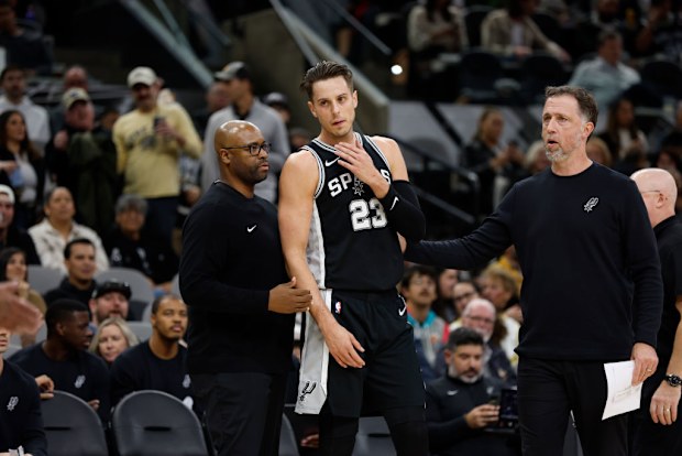  Zach Collins #23 of the San Antonio Spurs is ejected.
