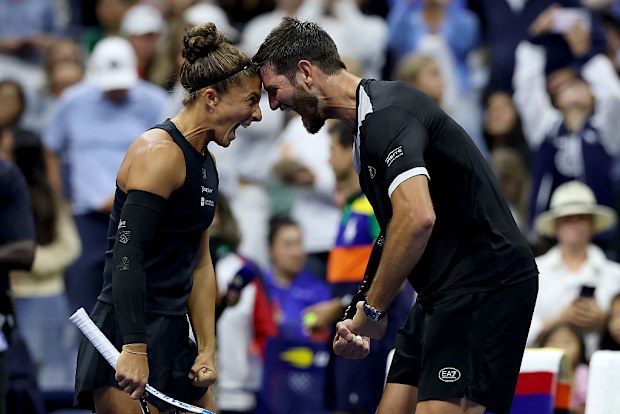 Sara Errani ve Andrea Vavassori, İtalya'dan kutlama yapıyor.