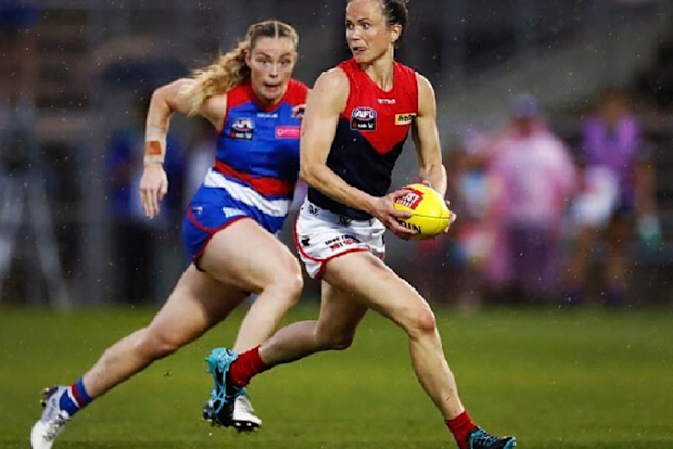 Daisy Pearce playing
