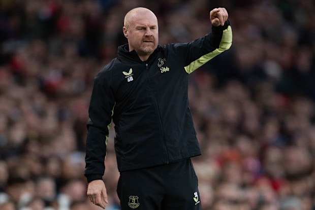 Eski Everton menajeri Sean Dyche.