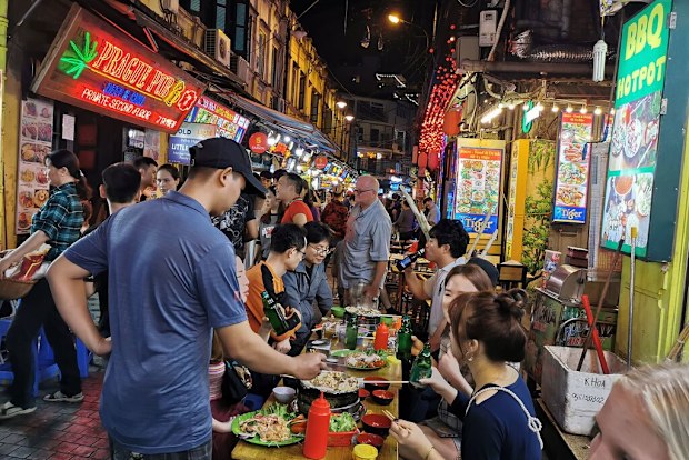 Hanoi street food vietnam