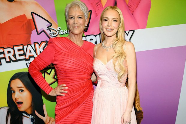 LOS ANGELES, CALIFORNIA - JULY 22: (L-R) Jamie Lee Curtis and Lindsay Lohan attend the Freakier Friday Los Angeles Premiere at El Capitan Theatre in Los Angeles, California on July 22, 2025. (Photo by Alberto E. Rodriguez/Getty Images for Disney)