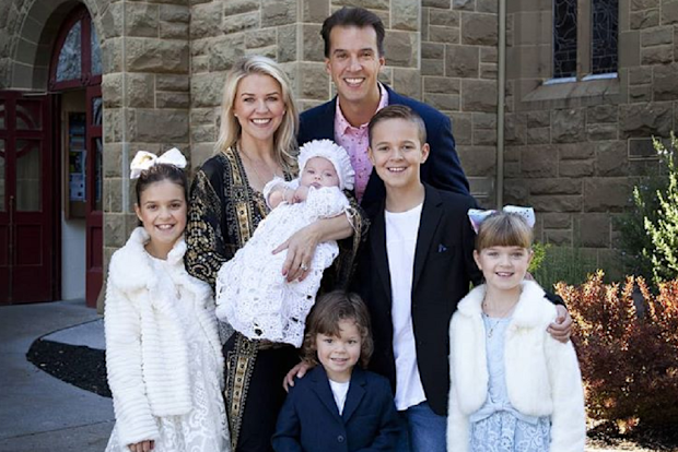 Lauren Newton family