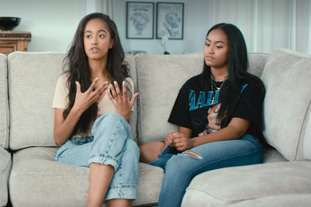 Michelle and Barrack Obama daughters Malia and Sasha