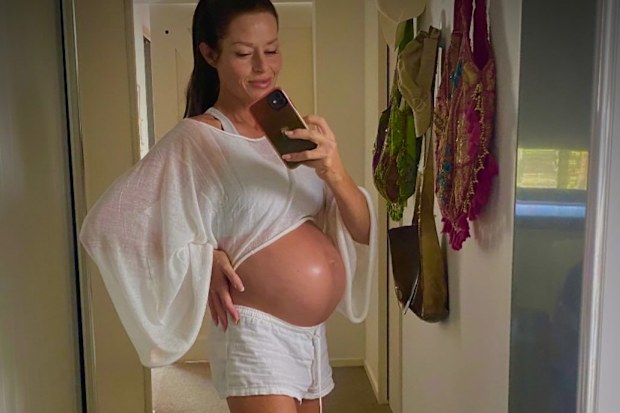 Madeleine West shares a pregnancy update on Instagram