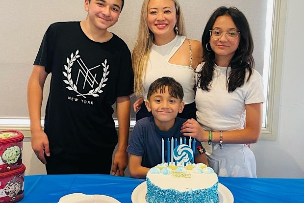 single mother of three cheryl made redundant reduce bills
