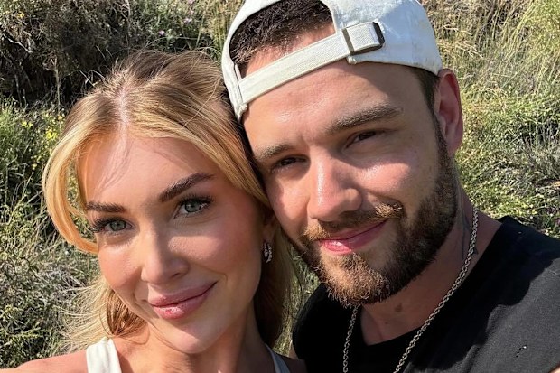 Late One Direction singer Liam Payne's girlfriend Kate Cassidy hits out ...