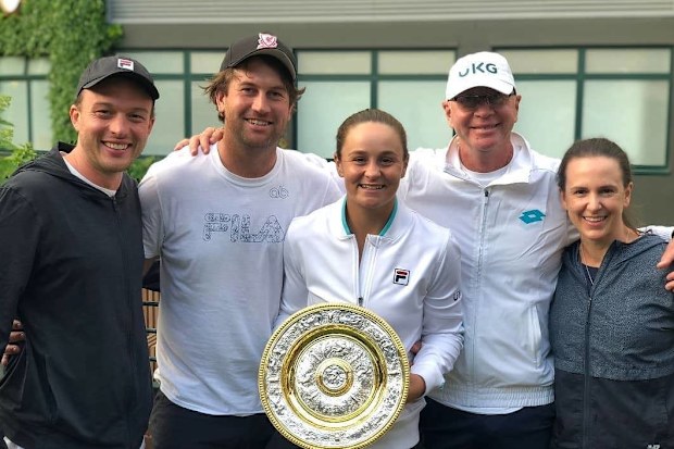 Gark Kissick supports Ash Barty at Wimbledon 2021.