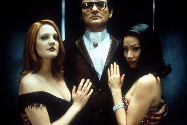 Drew Barrymore, Bill Murray and Lucy Liu on the set of Charlie's Angels.