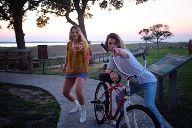 Madelyn Cline and Chase Stokes