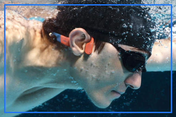 9PR: Headphones for swimming