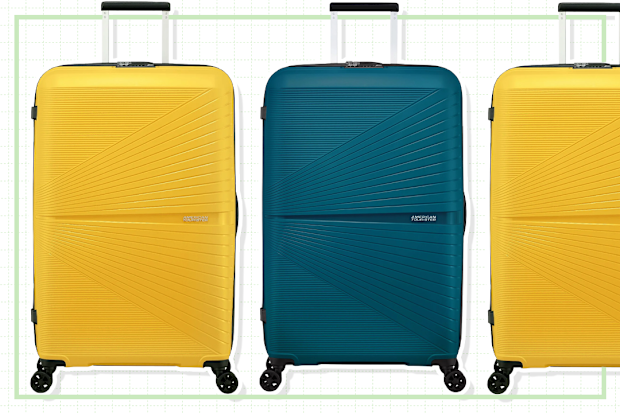 9PR: American Tourister Airconic Suitcase (77cm)