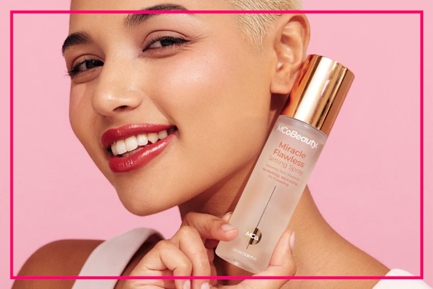 9PR: Miracle Flawless Setting Spray