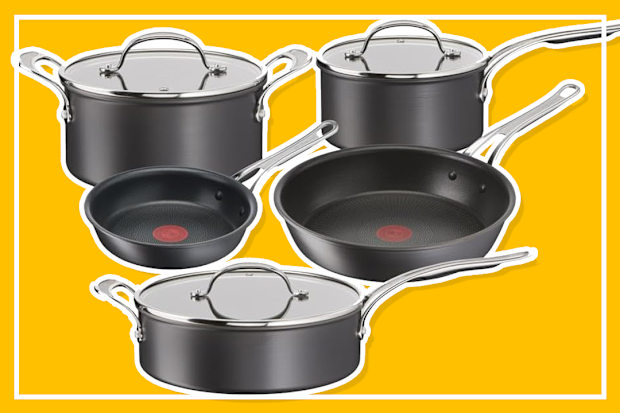 9PR: Jamie Oliver by Tefal Classic Non-Stick Induction 5-Piece Cookware Set
