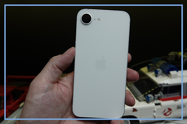9PR: iPhone 16e