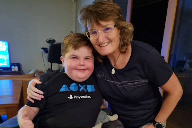 muscular dystrophy teen instagram and youtube channel