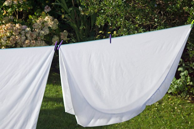 Laundry tips washing bed sheets
