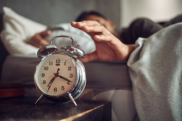 health tips best times to drink coffee brush teeth eat dinner