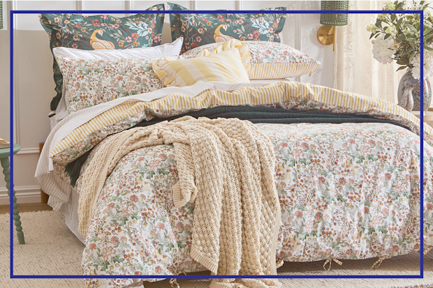 9PR: Habitat Aisha Floral Reversible Quilt Cover Set
