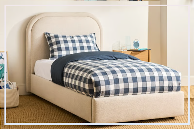 9PR bed frames with storage